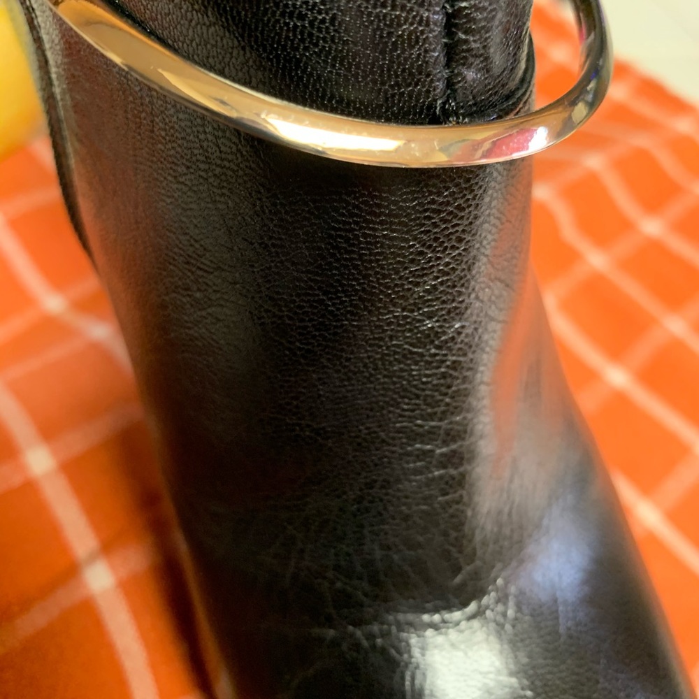 Boots - Picture 2 of 5
